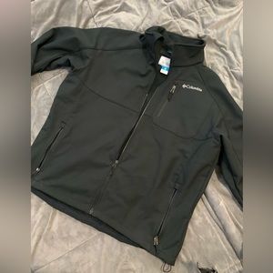 2 mens Columbia jackets size XL
